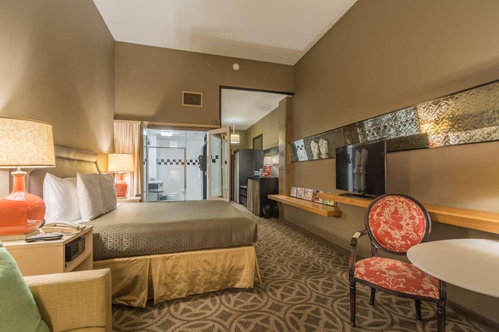 Proximity Hotel Greensboro Facilities photo